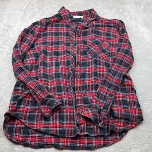 Beachlunchlounge Red and Black Plaid Casual Shirt.